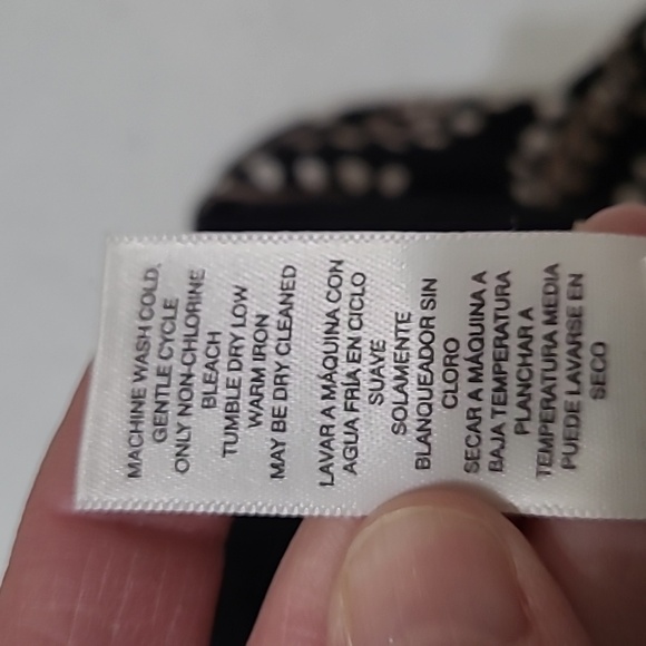 NWT Chico's Black Dress with white & tan design size 4 (20) - Picture 7 of 10